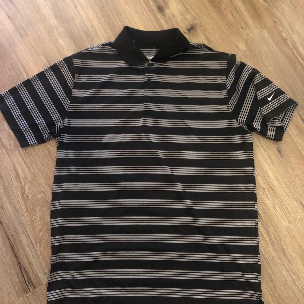 Nike Dri-fit golf polo sz LG